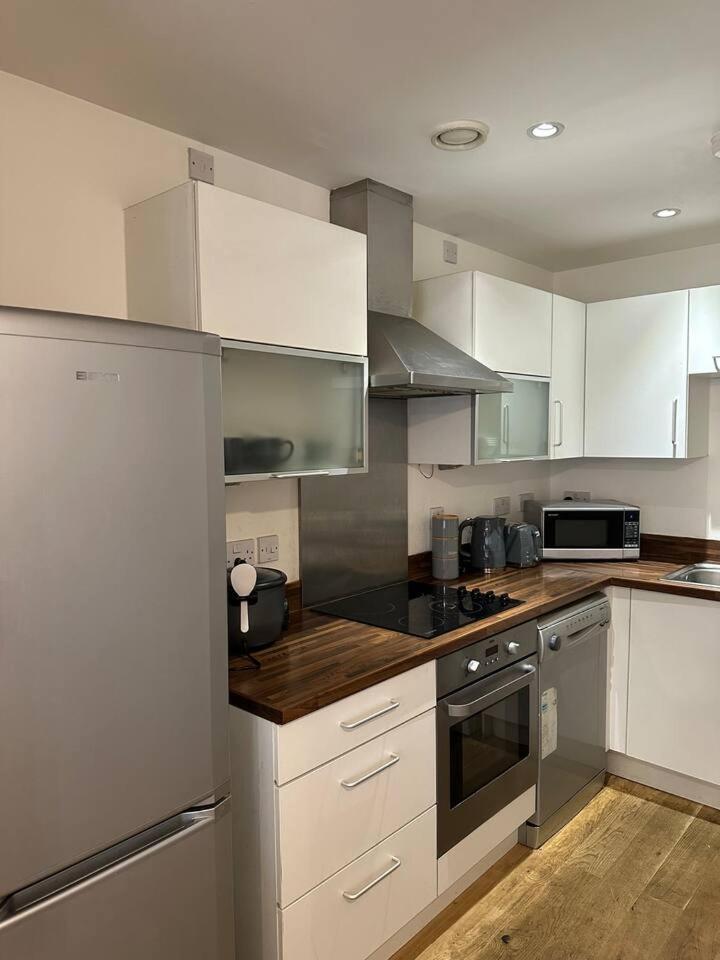 New Build 2 Bedroom With 2 Bath In Appartamento *